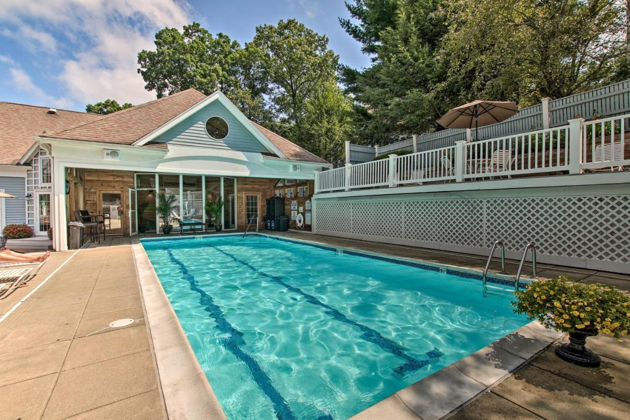 Charming Norwich Condo With Pool Access! Buitenkant foto